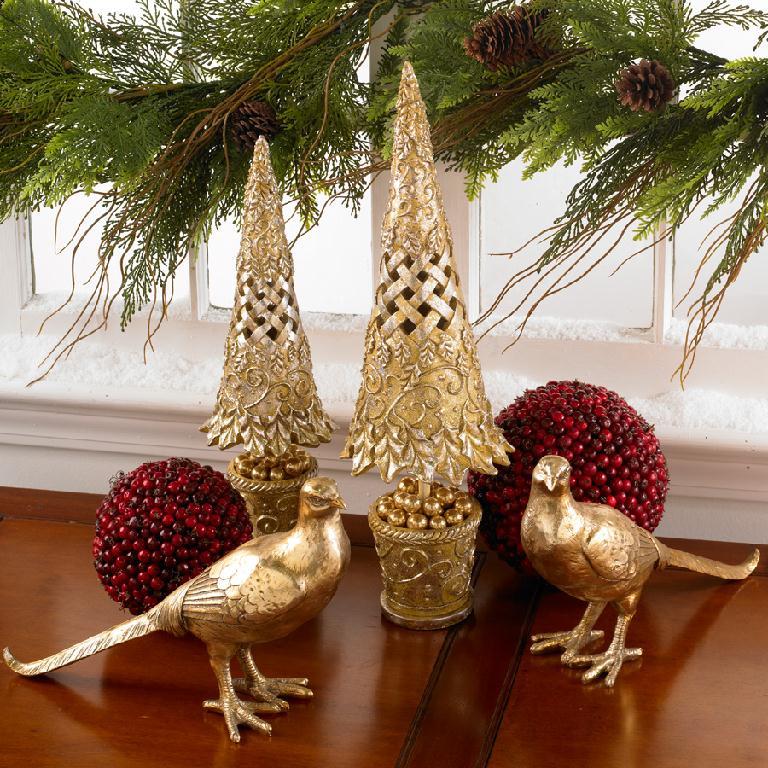 bold gold pheasants