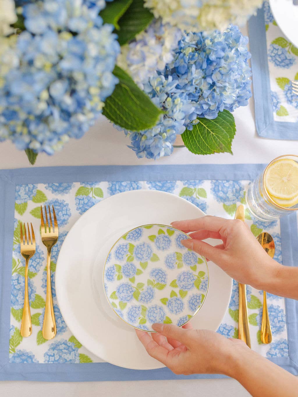 Appetizer Plate | Hydrangea