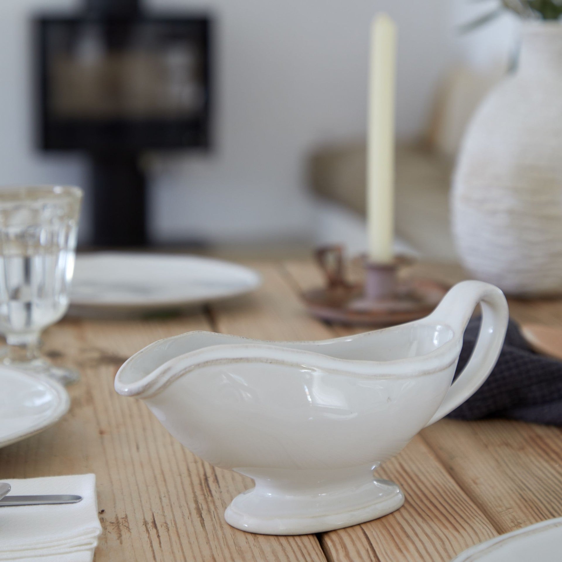 Gravy Boat - Fontana by CasaFina