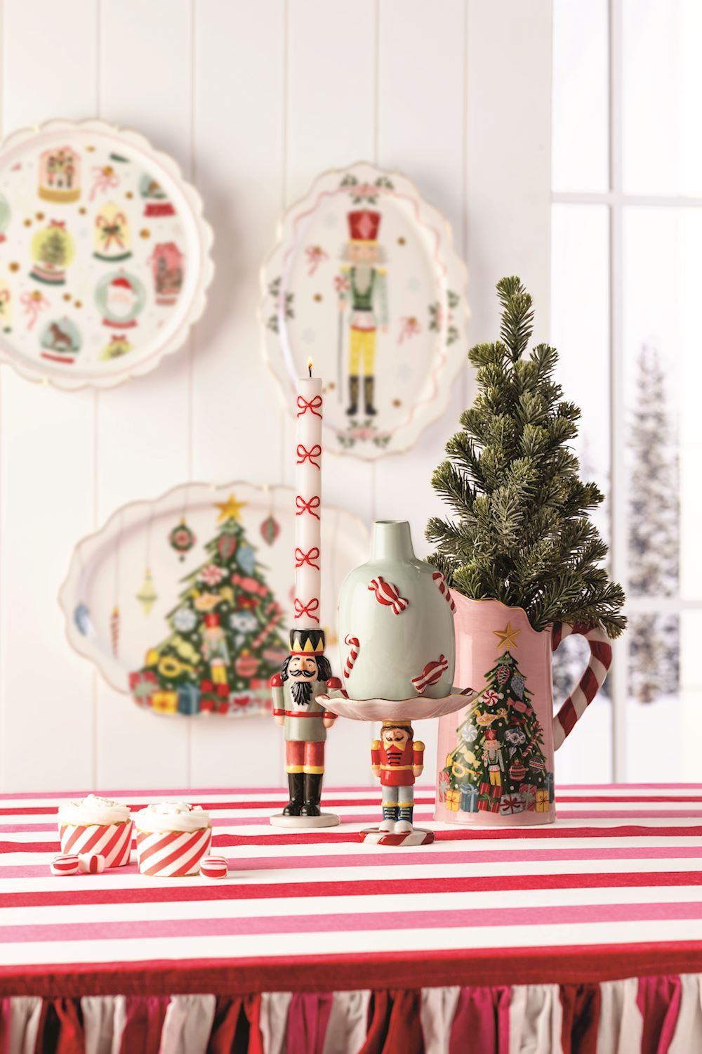 nutcracker small platter