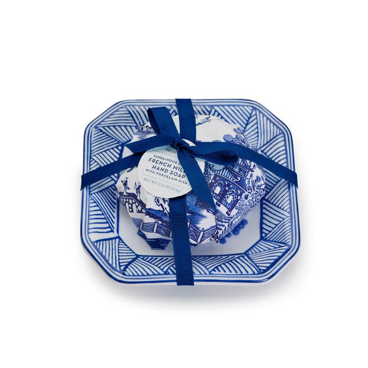 Blue willow soap and tray