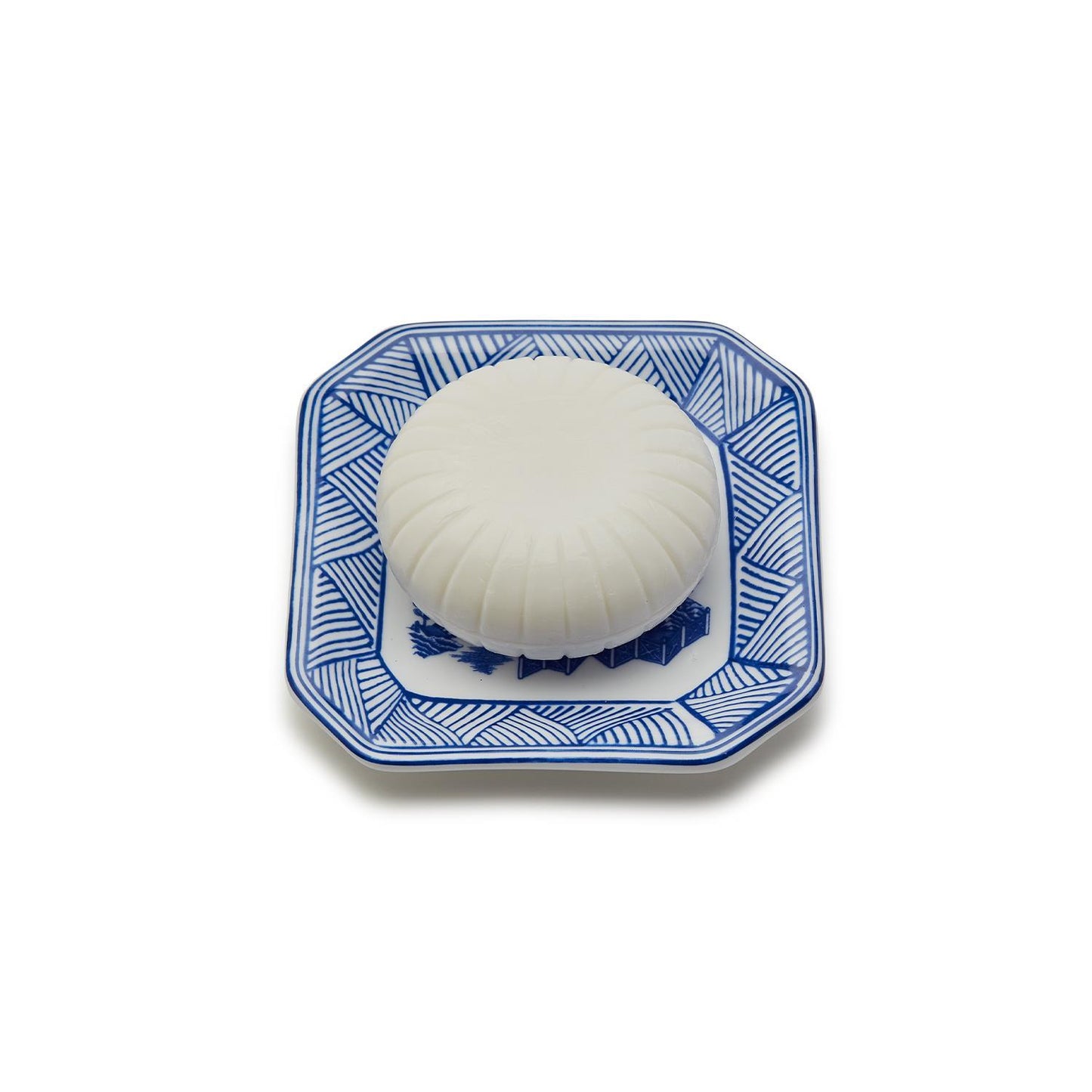 Blue willow soap and tray