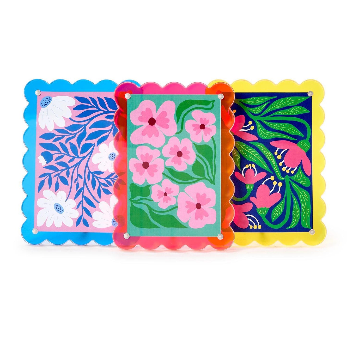 4x6 Scalloped Edge Acrylic Photo Frame