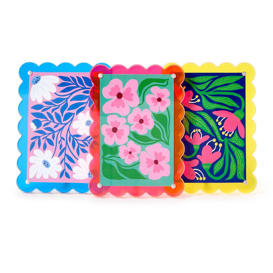 4x6 Scalloped Edge Acrylic Photo Frame