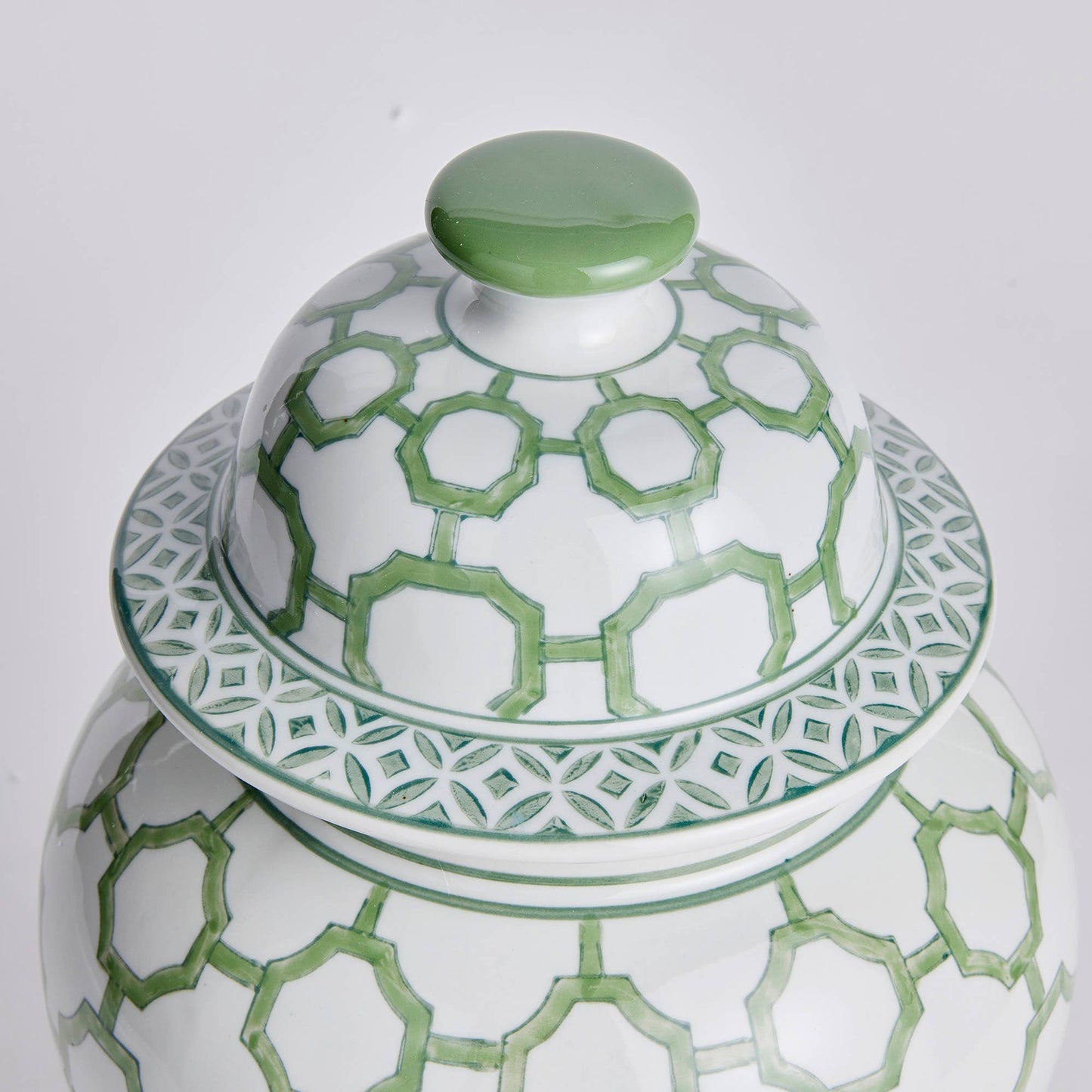 Imperial Link Lidded Ginger Jar