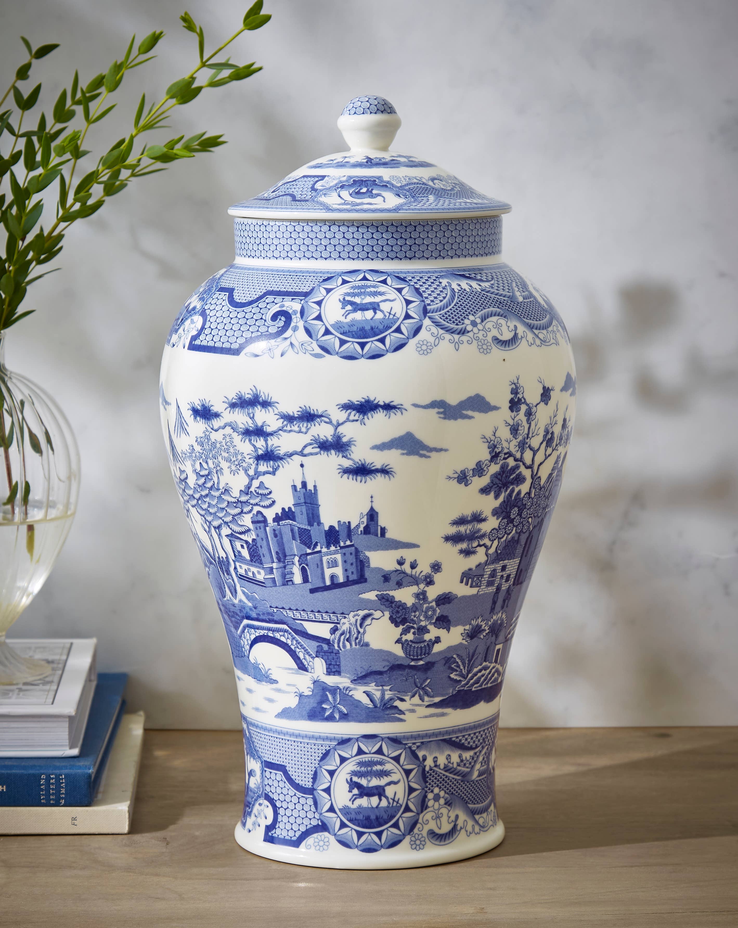 GINGER JAR 14.3" GOTHIC CASTLE