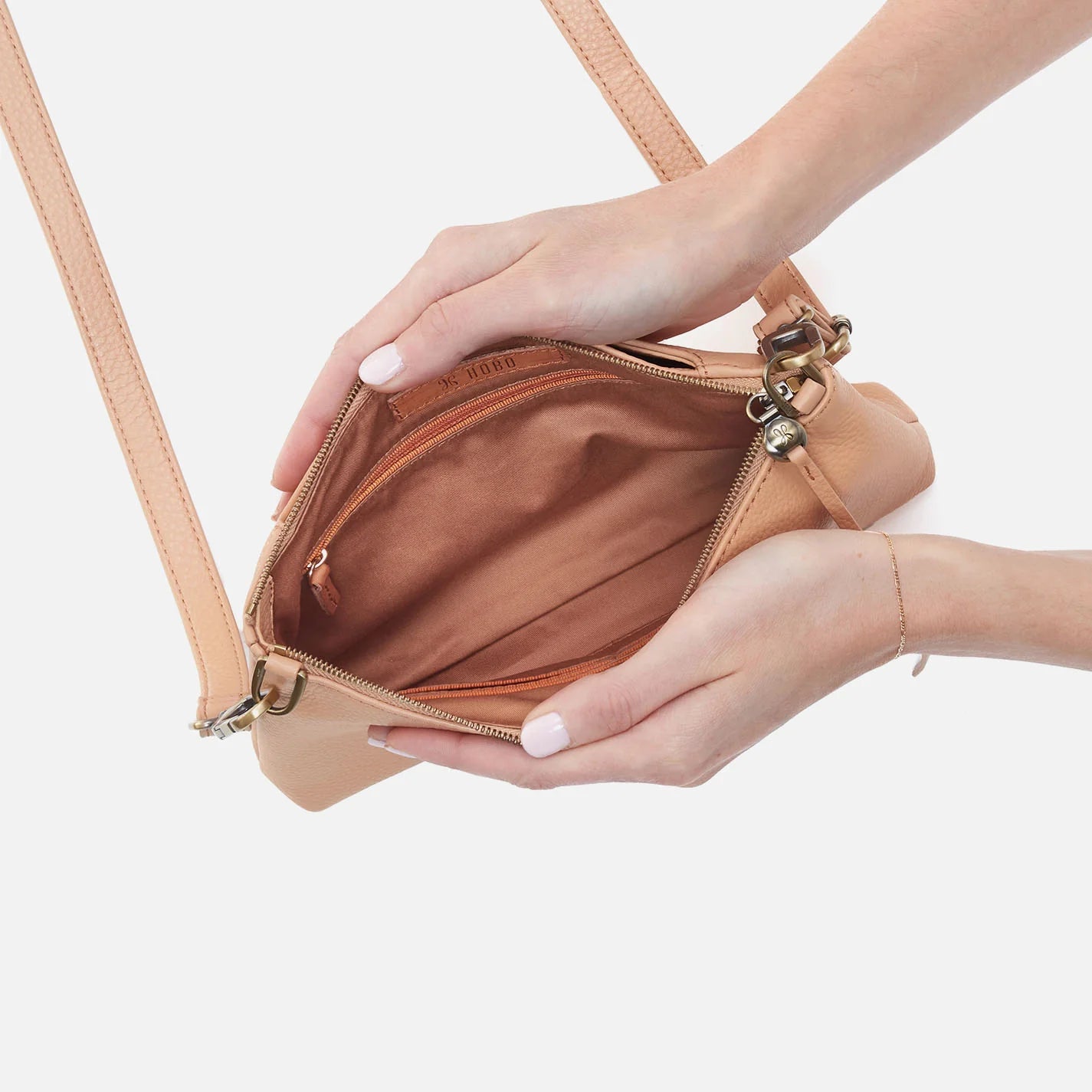 Darcy Crossbody in Porcini