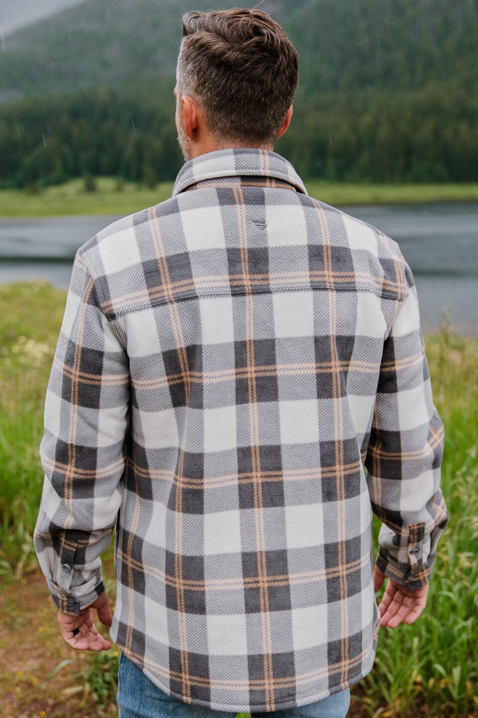 coyote plaid shacked