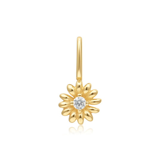 gold daisy charm