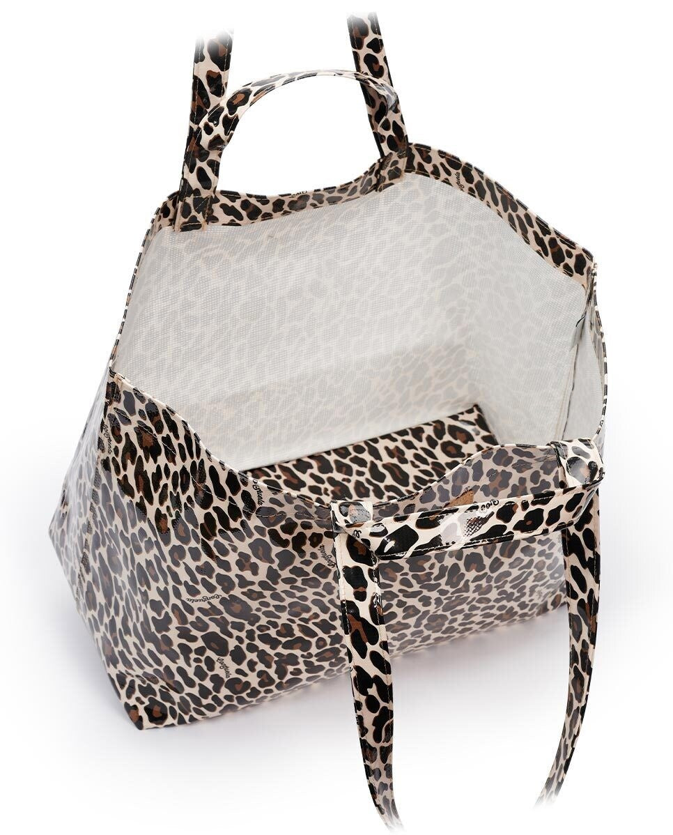 Grab n Go Jumbo, Mona